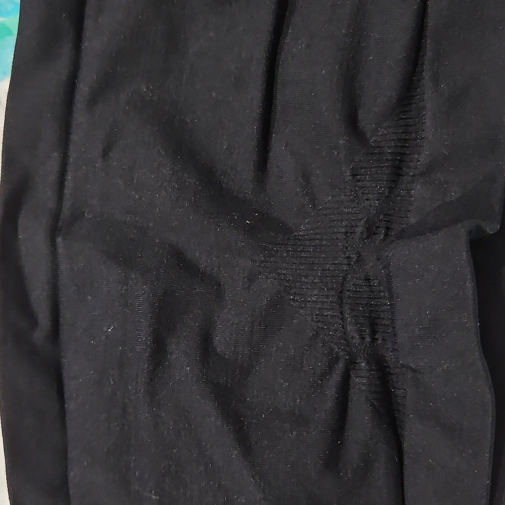 Donna Karan Intimates Size Medium - image 7